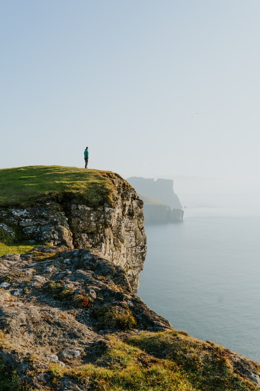 Falaise au-dessus de l’océan